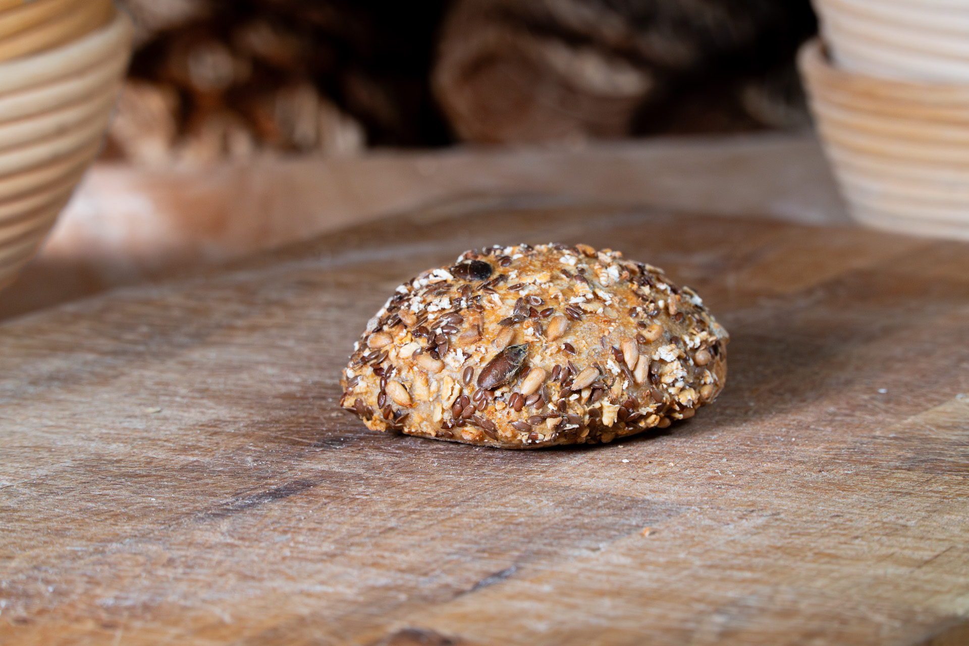 Mehrkornbrötchen, Bio - BULLE BÄCKEREI