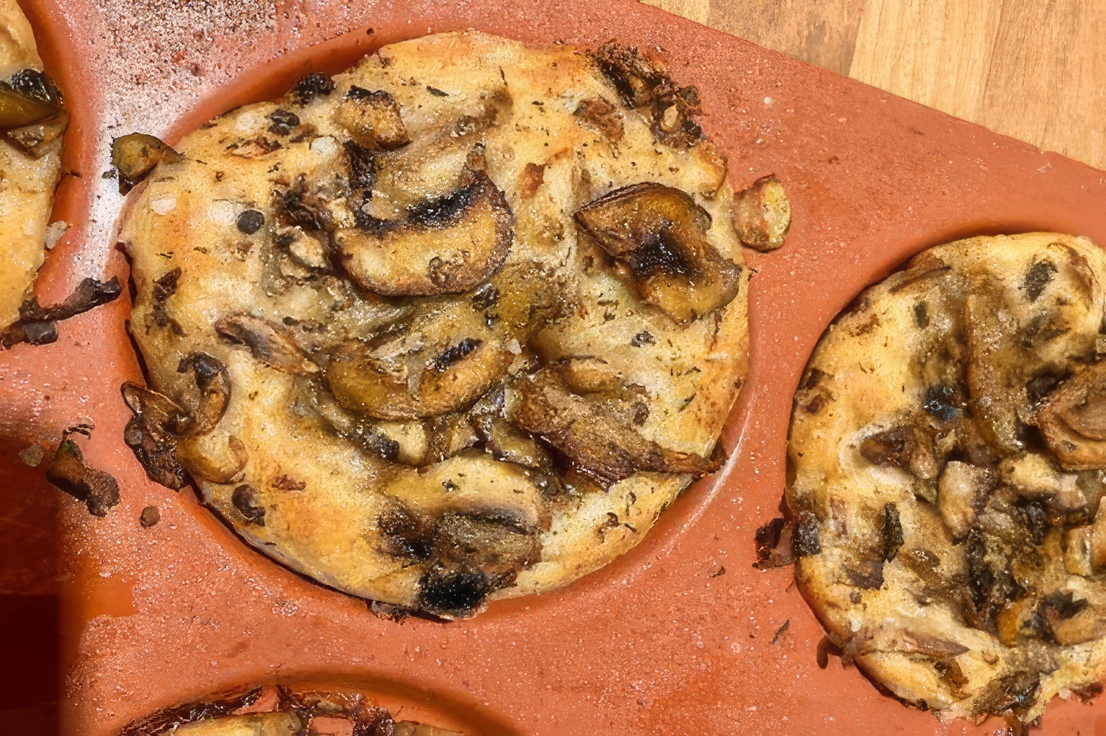 Focaccia Pilze, Bio - BULLE BÄCKEREI Focaccia Pilze, Bio - BULLE BÄCKEREI